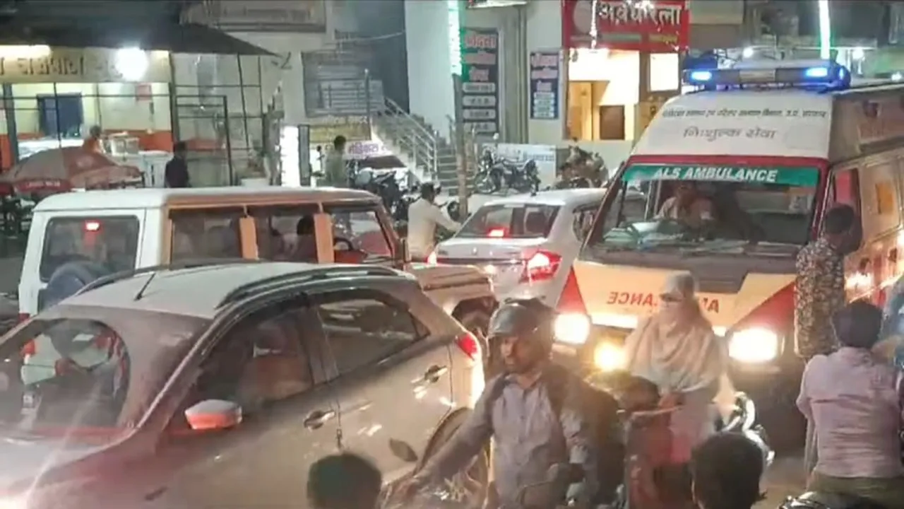 बहराइच में ट्रैफिक व्यवस्था ध्वस्त! एंबुलेंस को 100 मीटर की दूरी तय करने में लग गया 25 मिनट