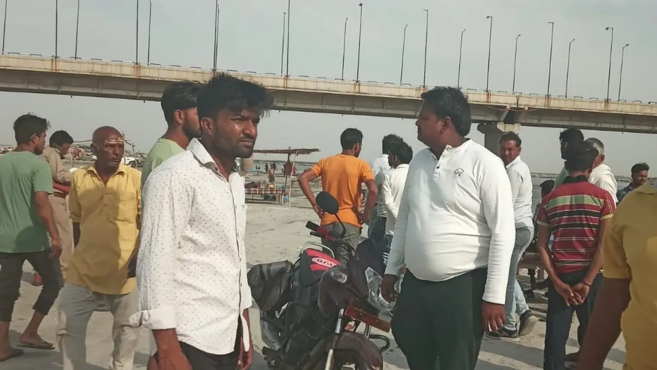 बदायूं: दोस्तों के साथ स्नान करने आया बिहार का छात्र गंगा में लापता, अभी तक नहीं मिले शव