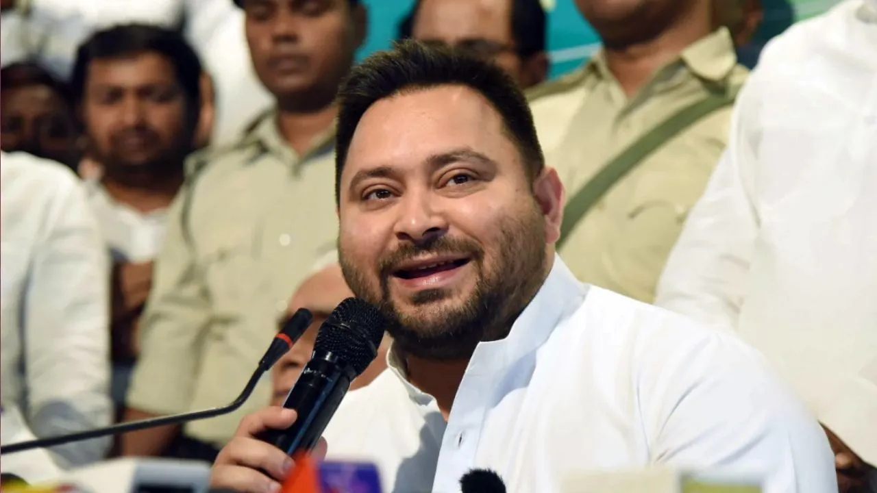 'भाजपा की ‘400 पार वाली फिल्म’ पहले दिन ही सुपर फ्लॉप हो गई', तेजस्वी यादव ने किया कटाक्ष