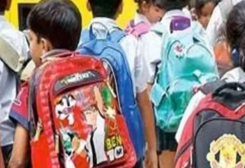 मुरादाबाद : अब सरकारी स्कूलों में स्थानीय भाषाओं में शिक्षा देने की तैयारी, बच्चों को जल्द मिलेगा नई सुविधा का लाभ