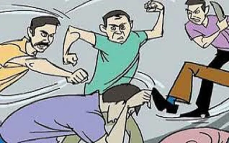 रामपुर : मामूली बात को लेकर शराब ठेके के सेल्समैन को पीटकर किया घायल, रिपोर्ट दर्ज