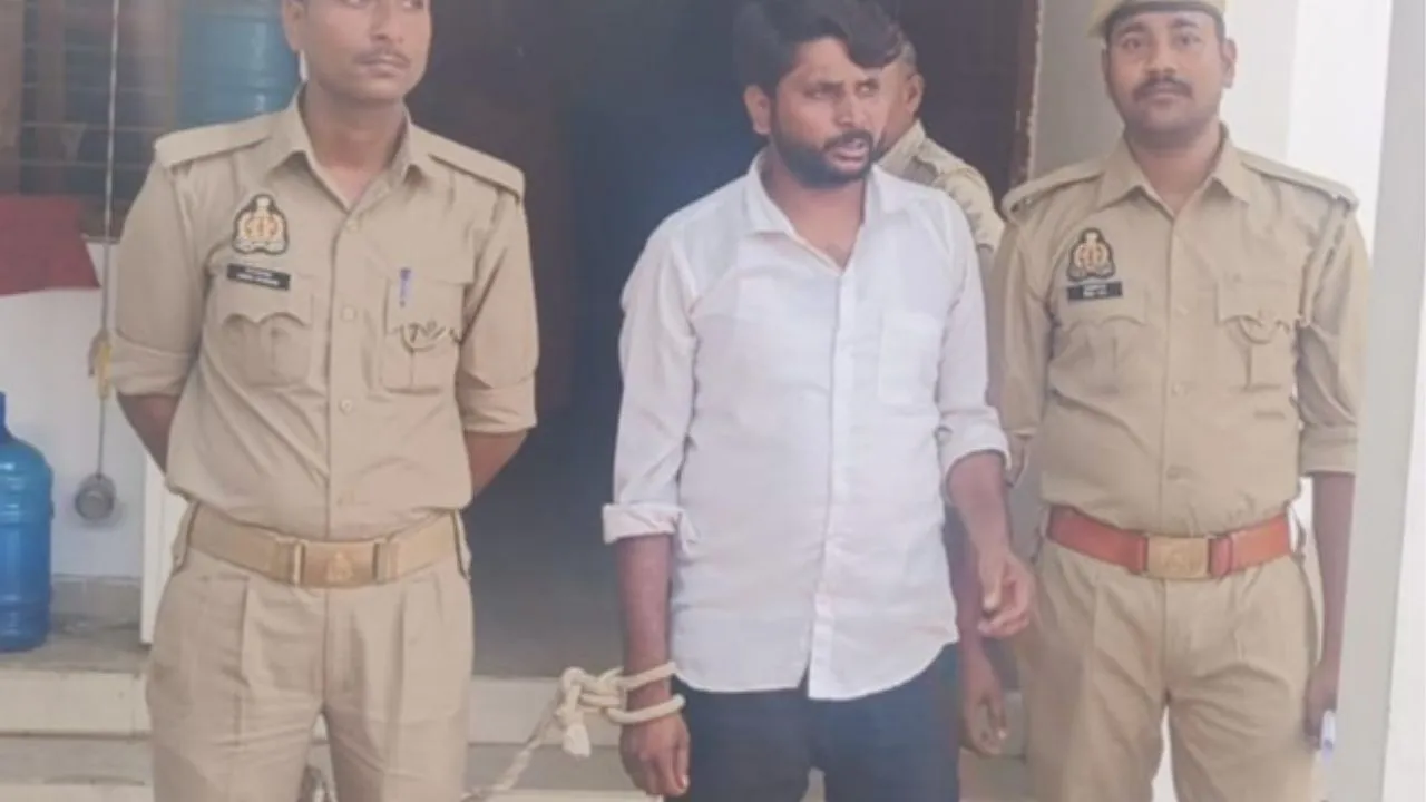 Chitrakoot: आरक्षी भर्ती परीक्षा में अभ्यर्थी के स्थान पर दूसरे से दिलाई...पुलिस ने गैंग के मुख्य आरोपी को किया गिरफ्तार
