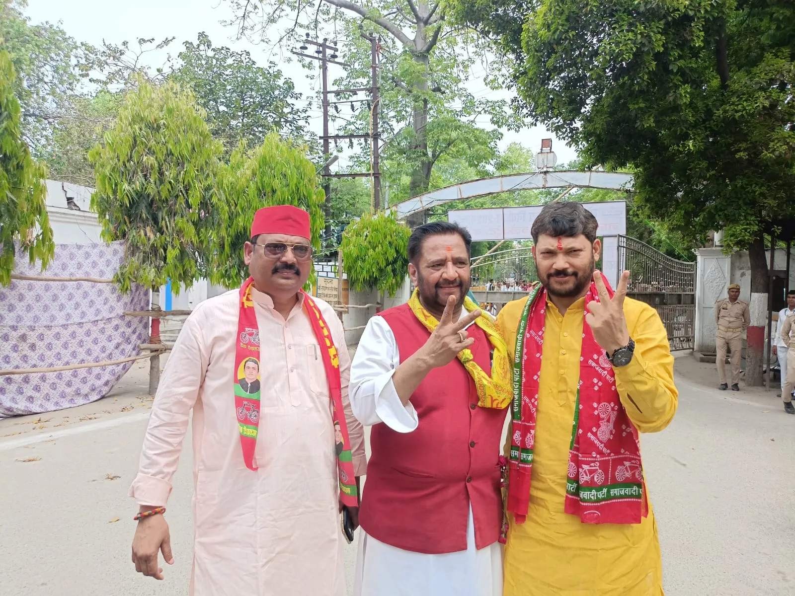 Lok Sabha Election 2024: बरेली और आंवला के सपा प्रत्याशियों ने किया नामांकन, कई कांग्रेसी भी रहे मौजूद