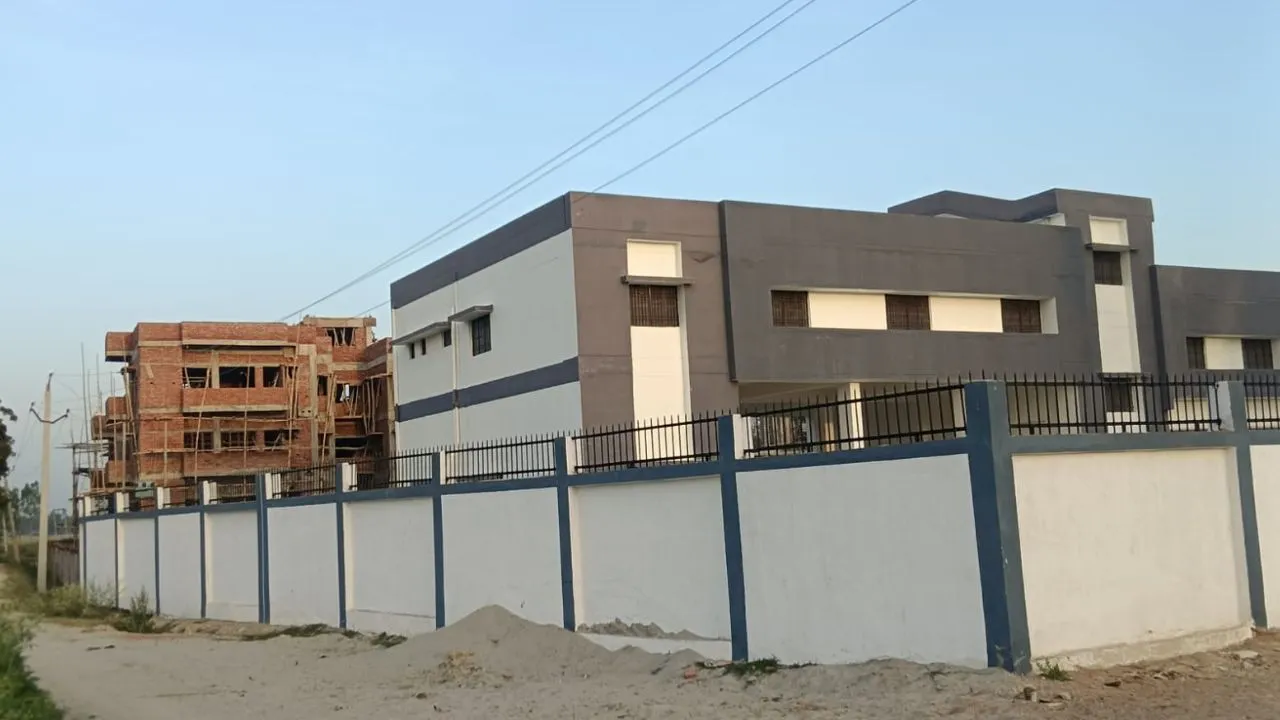 Unnao News: अग्निश्मन केंद्र बनकर तैयार, शुरू होने का इंतजार...विभागीय अफसरों की लापरवही से अब तब नहीं शुरू हुआ संचालन