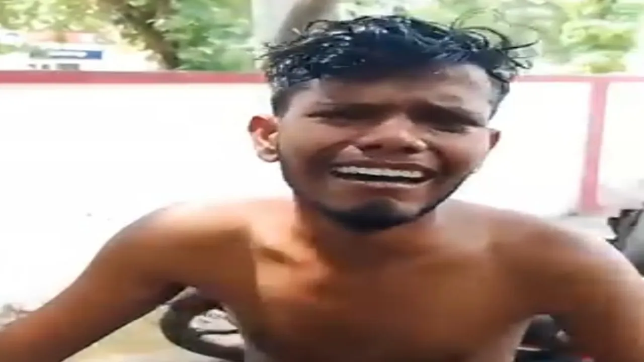 हरदोई: पुलिस ने SP अफिस के सामने आत्मदाह करने पहुंचे युवक को दबोचा