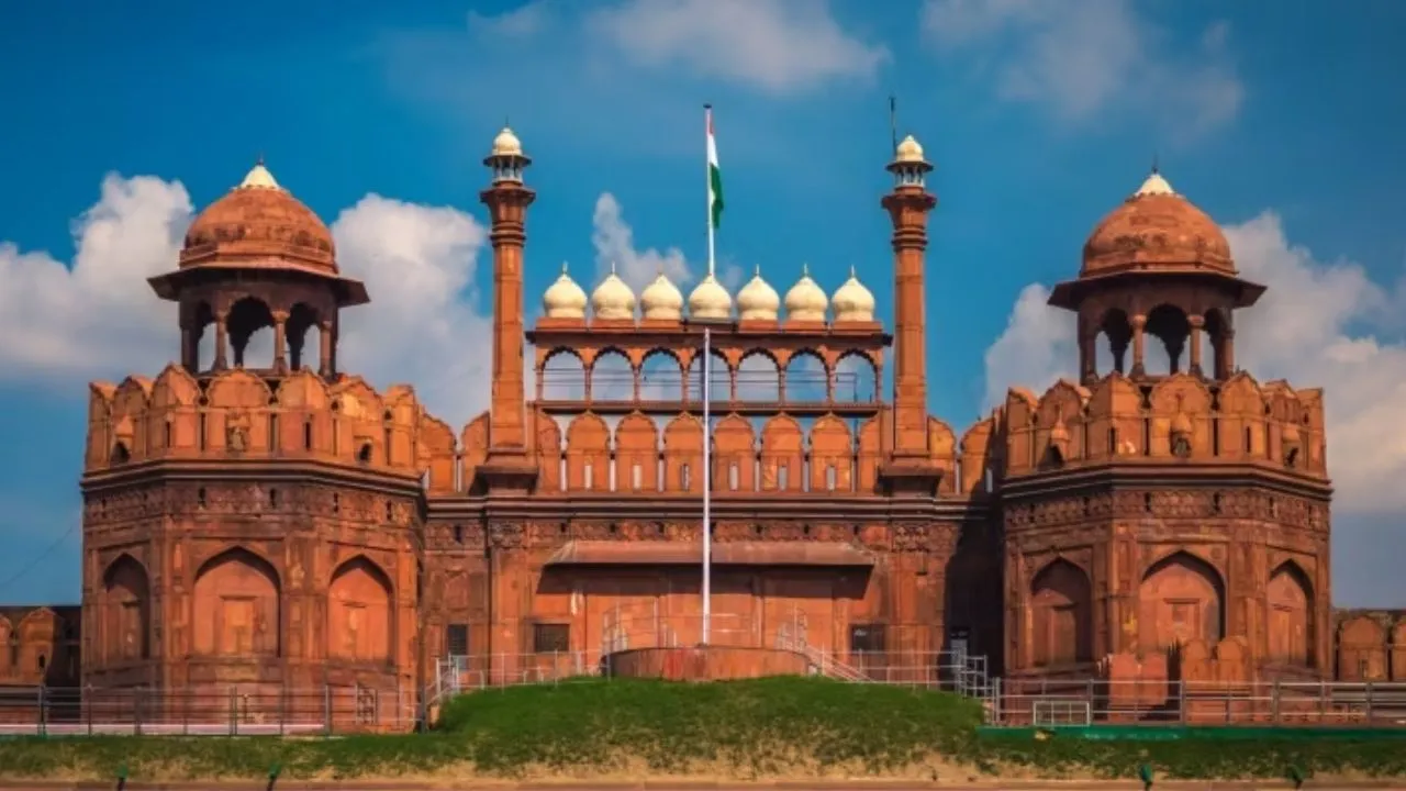 History of 29th April: 29 अप्रैल को ही पड़ी थी लाल किले की नींव, जानें आज का इतिहास