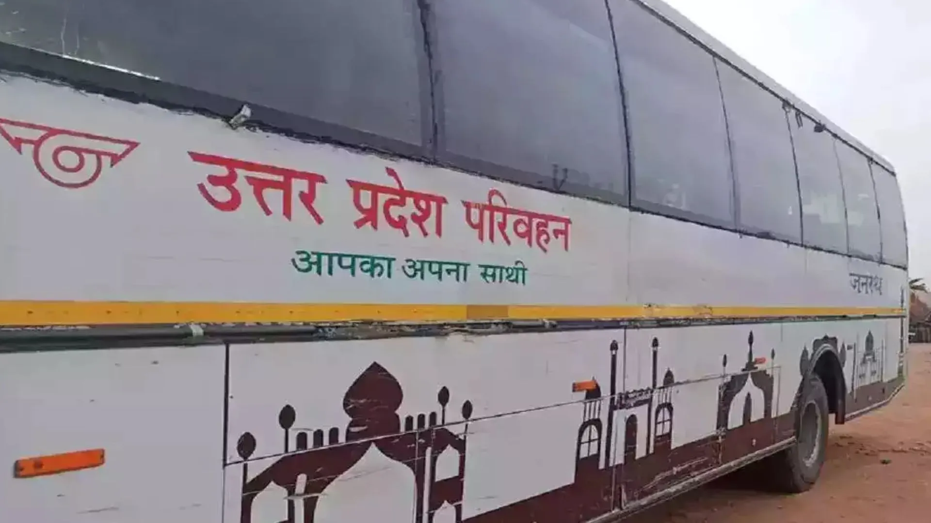 बरेली: सफर हुआ महंगा...गर्मी में 10 फीसदी बढ़ा एसी बसों का किराया 