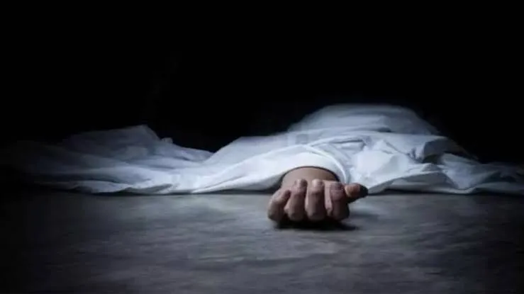 Farrukhabad: दावत खाकर घर जा रहे व्यापारी की सड़क हादसे में मौत; झाड़ी में पड़ा मिला शव