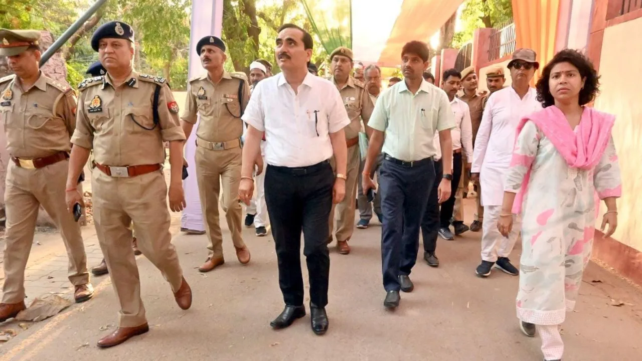 Lok Sabha Election 2024: लोकसभा बांदा चित्रकूट के लिए नामांकन शुरू...तैयारियां पूरी, अधिकारियों ने किया निरीक्षण