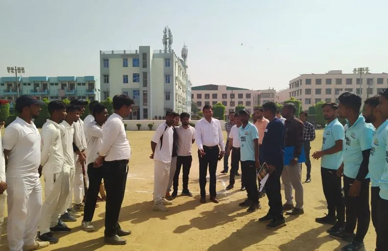 Bareilly News: स्पेक्टर 2024 की विजेता बनी पीएफएम टाइगर्स, 6 विकट से जीता मुकाबला 