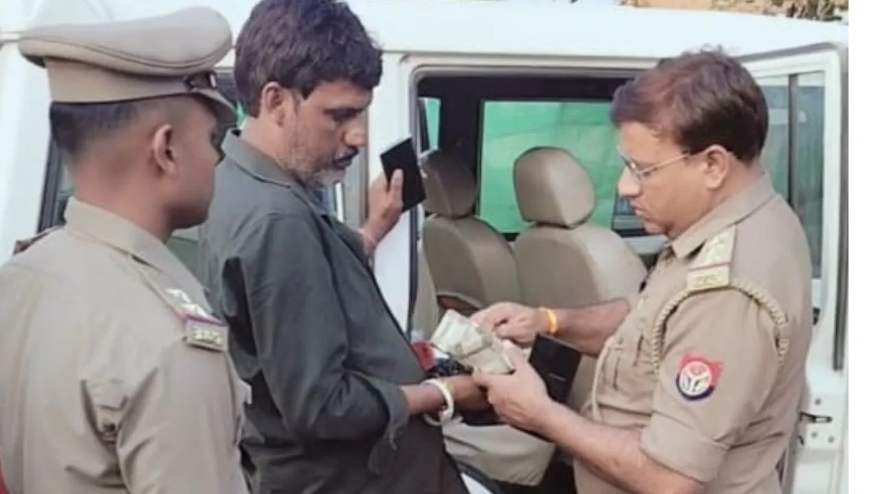 Hamirpur में पुलिस ने बोलेरो से बरामद किए ढाई लाख रुपये...चुनाव में गलत तरीके से धन इस्तेमाल करने की आशंका