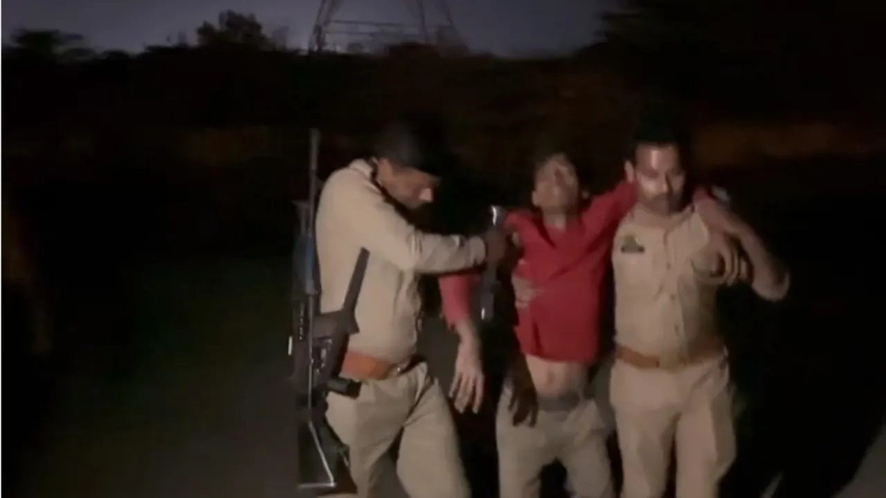 Kanpur Crime: पुलिस की बदमाश से मुठभेड़...25 हजार का इनामी गिरफ्तार, शहर के विभिन्न थानों में 17 मुकदमें दर्ज