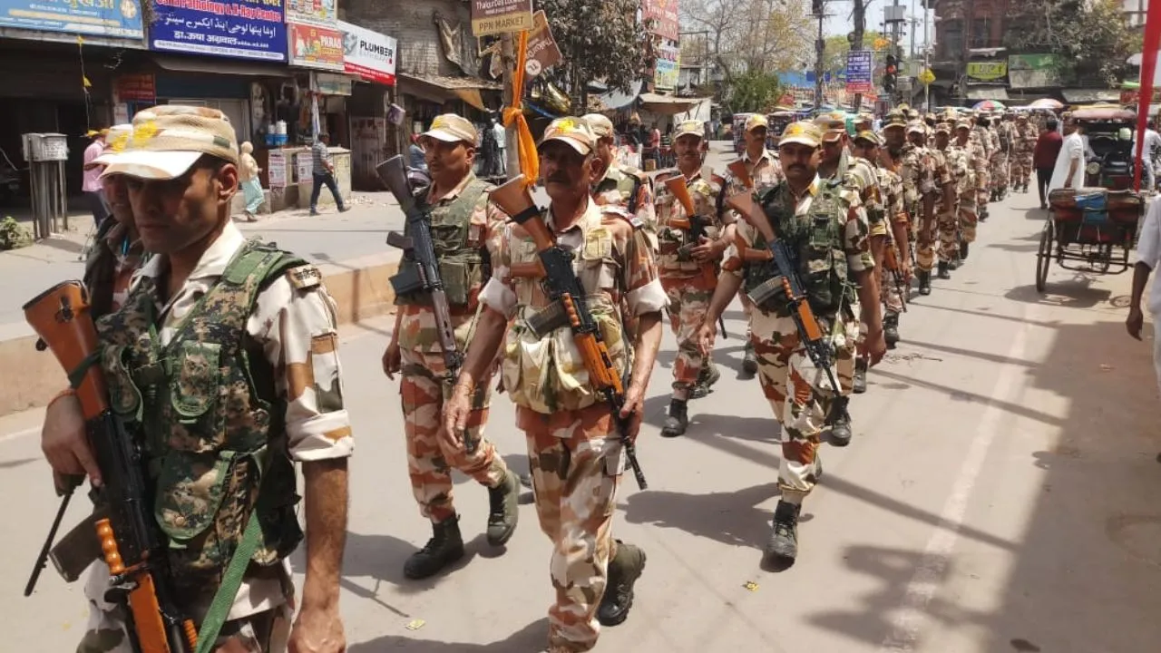 Alvida Jumma 2024: Kanpur में अलविदा जुमा की नमाज को लेकर पुलिस अलर्ट...CCTV और ड्रोन कैमरों से हो रही निगरानी