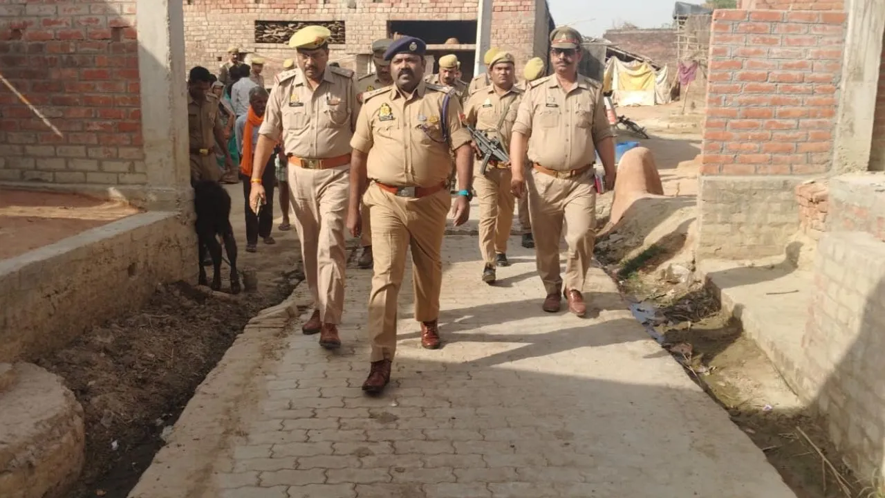 Kanpur Dehat: आंगनबाड़ी सहायिका का चारपाई पर मिला शव...हत्या की आशंका, शरीर पर मिले चोटों के निशान