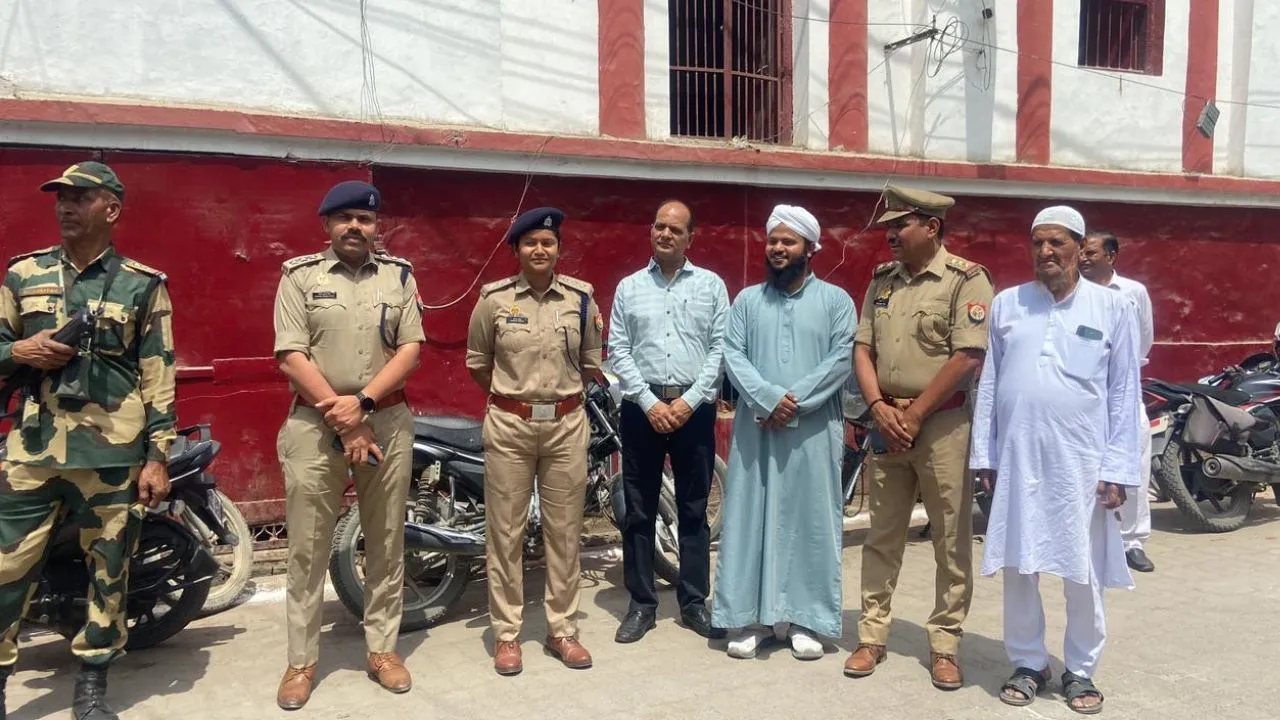 Alvida Jumma 2024: अलविदा की नमाज पर कड़ी सुरक्षा, ड्रोन से की जा रही निगरानी...पुलिस, पीएसी, स्पेशल कमांडो की तैनाती