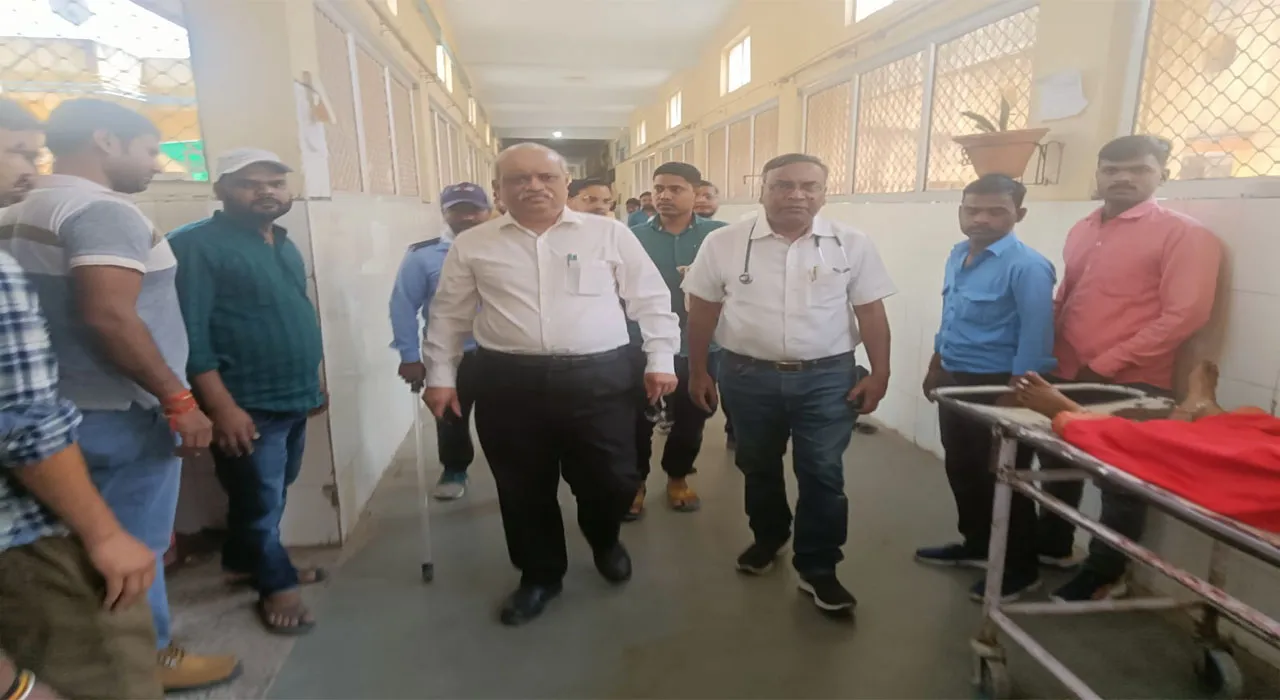 गोंडा: ऑपरेशन थिएटर में अवैध वसूली की शिकायत पर छापेमारी, हड़कंप