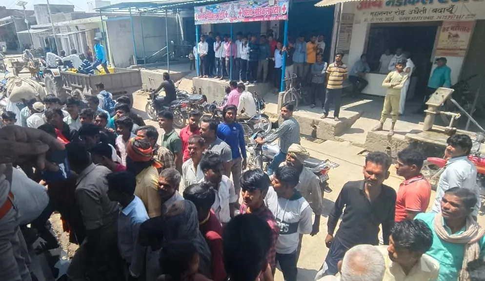 बदायूं: झोलाछाप के इंजेक्शन से महिला की मौत, गुस्साए परिजन ने किया हंगामा