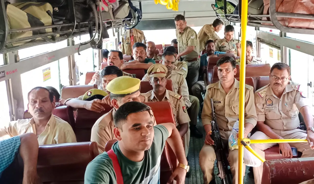लखीमपुर-खीरी: एसपी ने ड्यूटी के दिए टिप्स, बिजनौर और बुलंदशहर फोर्स रवाना 
