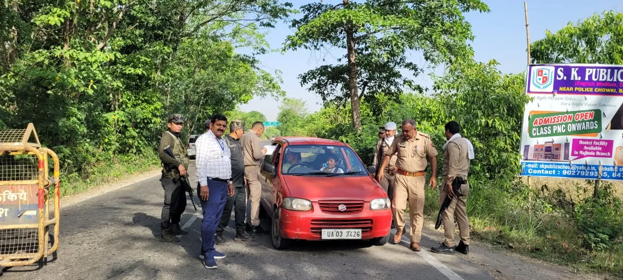 पीलीभीत: मतदान को लेकर अलर्ट, सीमाओं पर चलती रही चेकिंग