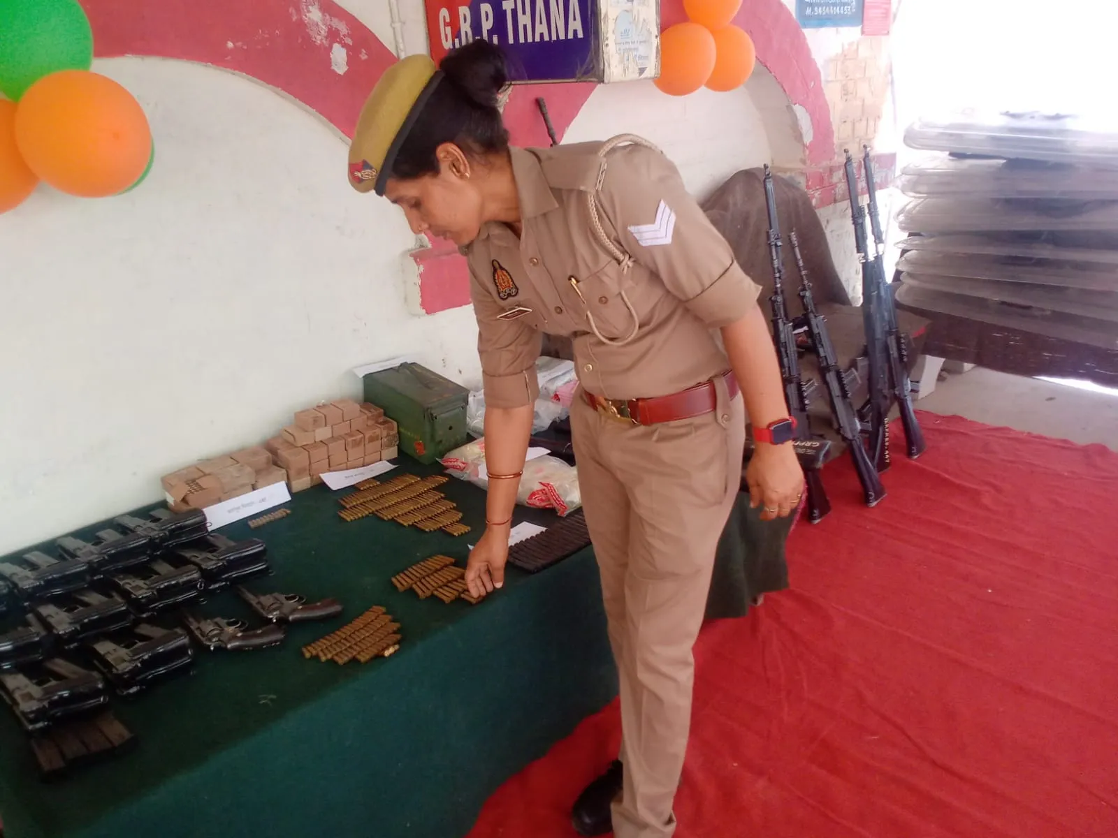 बदायूं: मुख्यालय भेजे जाएंगे जीआरपी के कंडम शस्त्र, उझानी रेलवे स्टेशन पर बढ़ेगा पुलिस बल