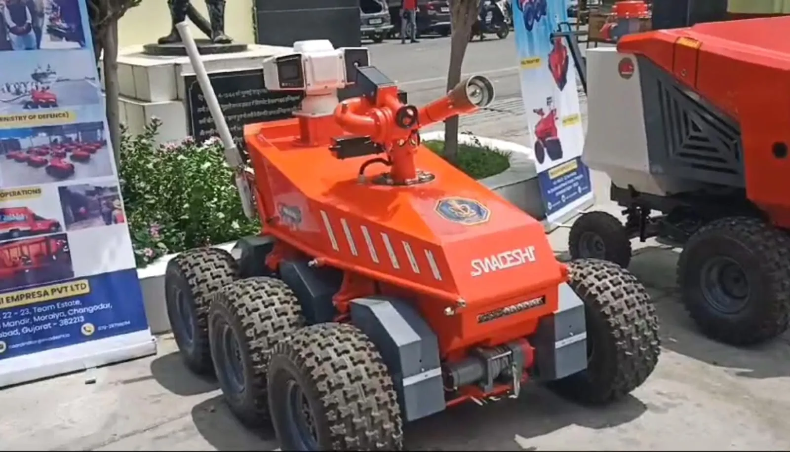 रोबोट को आग बुझाते देख रह जाएंगे हैरान, यूपी सरकार जल्द शुरू कर रही व्यवस्था, जानिए क्या है खासियत...