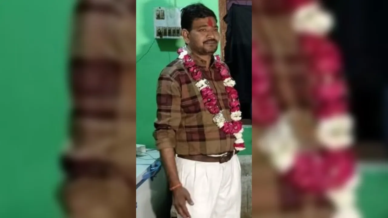 Hamirpur Accident: तेज रफ्तार लोडर अनियंत्रित होकर पलटा...दुकानदार की मौत, परिजन रो-रोकर हुए बेहाल