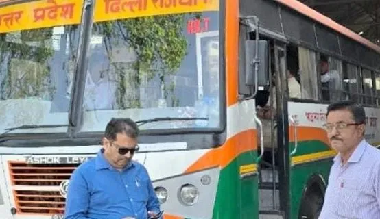 बदायूं: भ्रमित करने के लिए दिया रोडवेज बस जैसा लुक, एआरटीओ ने की सीज