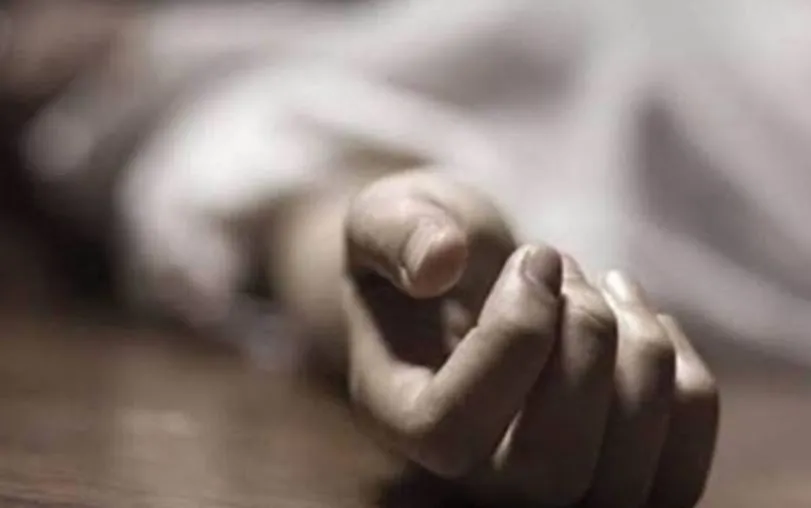 Bareilly News: चारपाई पर मिला शख्स का शव, हत्या का आरोप