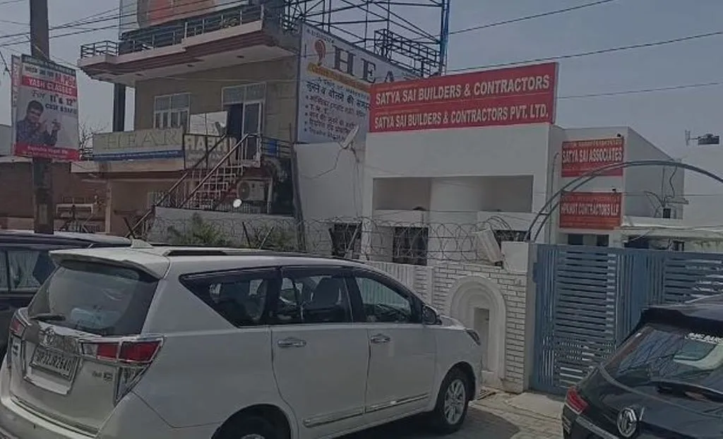 Bareilly News: बिल्डर रमेश गंगवार के ठिकानों पर इनकम टैक्स की रेड, सत्य साईं बिल्डर्स कई विभागों में है ब्लैकलिस्टेड