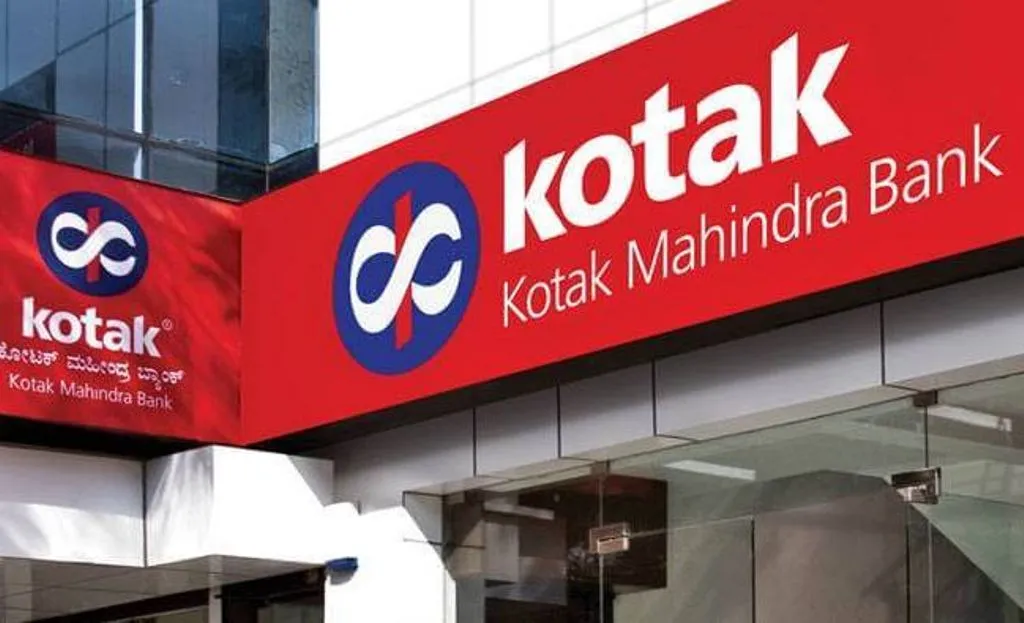 RBI का बड़ा एक्शन...कोटक महिंद्रा बैंक पर ऑनलाइन नए ग्राहक जोड़ने, नए क्रेडिट कार्ड जारी करने पर लगाई रोक