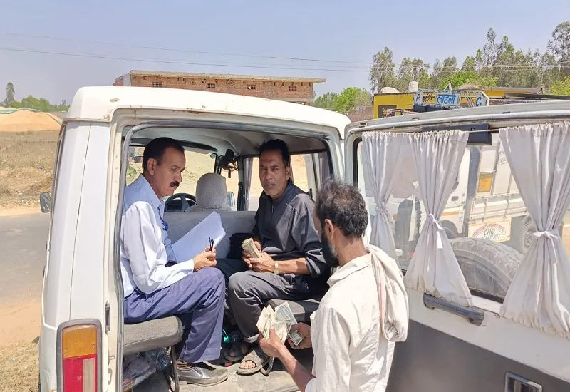 संभल : लोकसभा चुनाव को लेकर उड़नदस्ता टीमों का चेकिंग अभियान जारी, वाहनों से जब्त किए 5.13 लाख रुपये