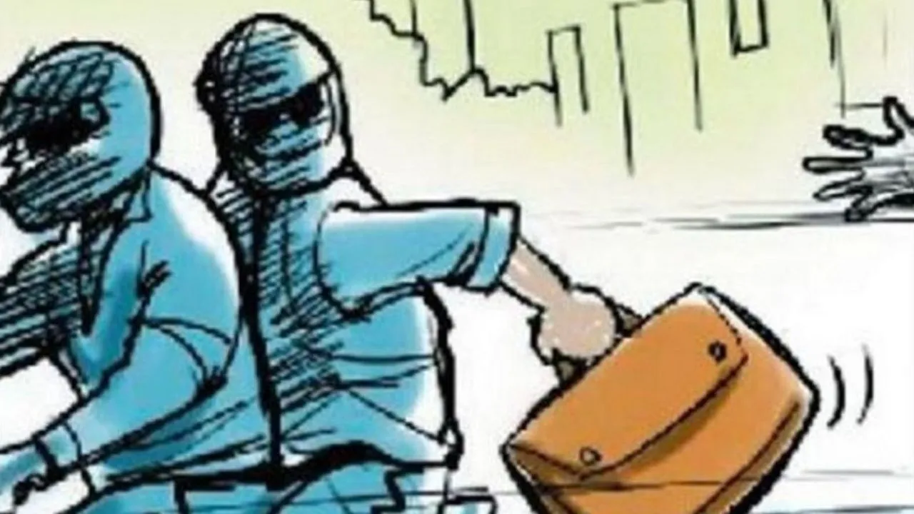 Chitrakoot News: सर्राफ से चोरी करने वाला दूसरा आरोपी गिरफ्तार; बरामद हुआ ये सामान...