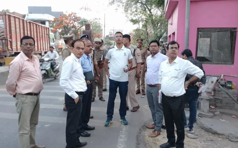 पीलीभीत: डीएम-एसपी ने तलाशी सड़क दुर्घटनाओं की वजह, पॉवरपॉइंट प्रेजेंटेशन के माध्यम से दी ब्लैक स्पॉट की जानकारी
