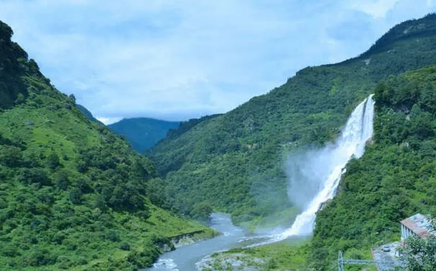 समर वैकेशन में घूमने का बना रहे हैं प्लान, अरुणाचल प्रदेश की इन खूबसूरत जगहों की करें सैर 