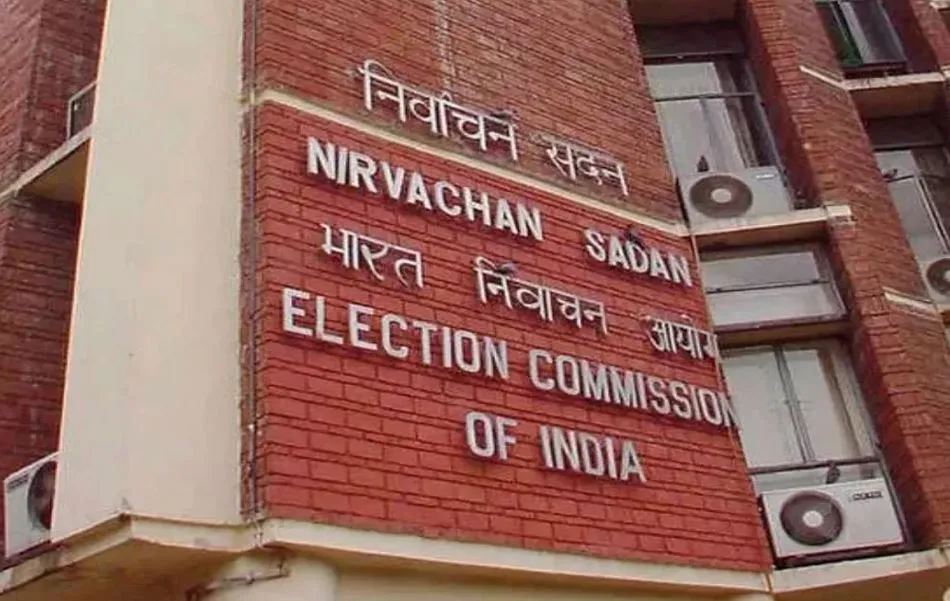 पीलीभीत: सोच समझकर करें खर्चा, चुनाव आयोग लेगा पाई-पाई का हिसाब...ट्रे-गिलास से लेकर होटल-कार का किराया तय