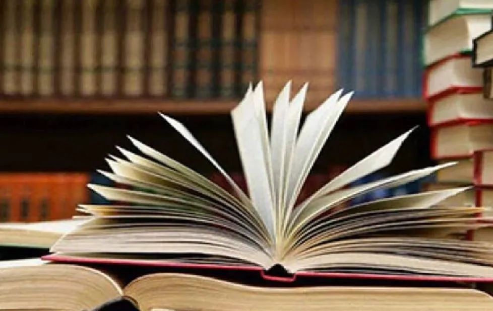 Bareilly News: 58 हजार छात्रों को अभी तक नहीं मिलीं  NCERT की किताबें, अभिभावक परेशान 