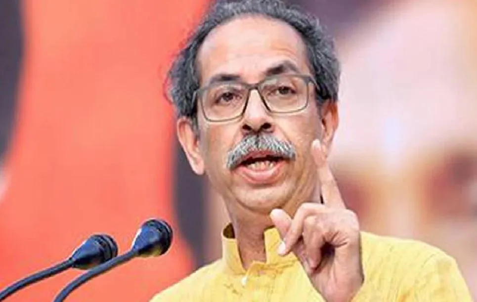 उद्धव ने फडणवीस के बयान का हवाला देकर अमित शाह पर किया पलटवार, कही ये बात... 