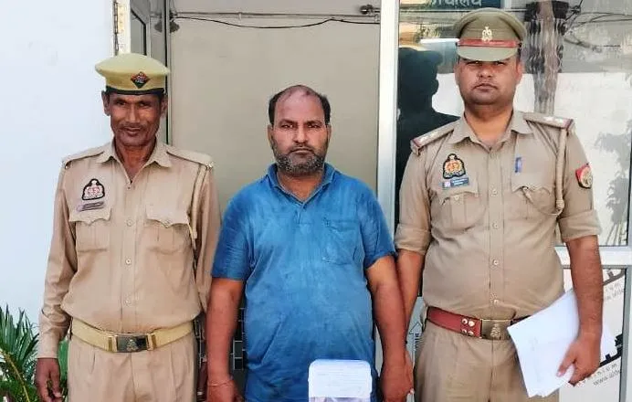 पीलीभीत: 640 ग्राम चरस के साथ आटा चक्की संचालक गिरफ्तार, दो साथी फरार