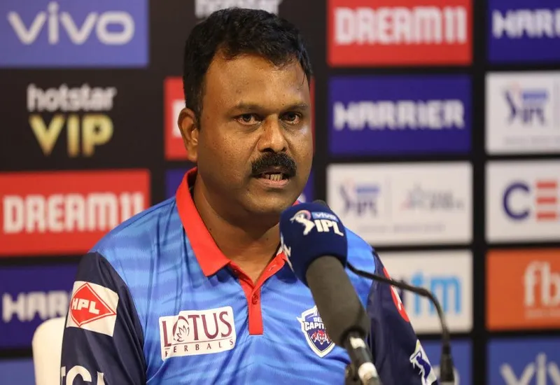 IPL 2024 : सनराइजर्स हैदराबाद से करारी शिकस्त के बाद कोच प्रवीण आमरे ने कप्तान ऋषभ पंत का किया बचाव 