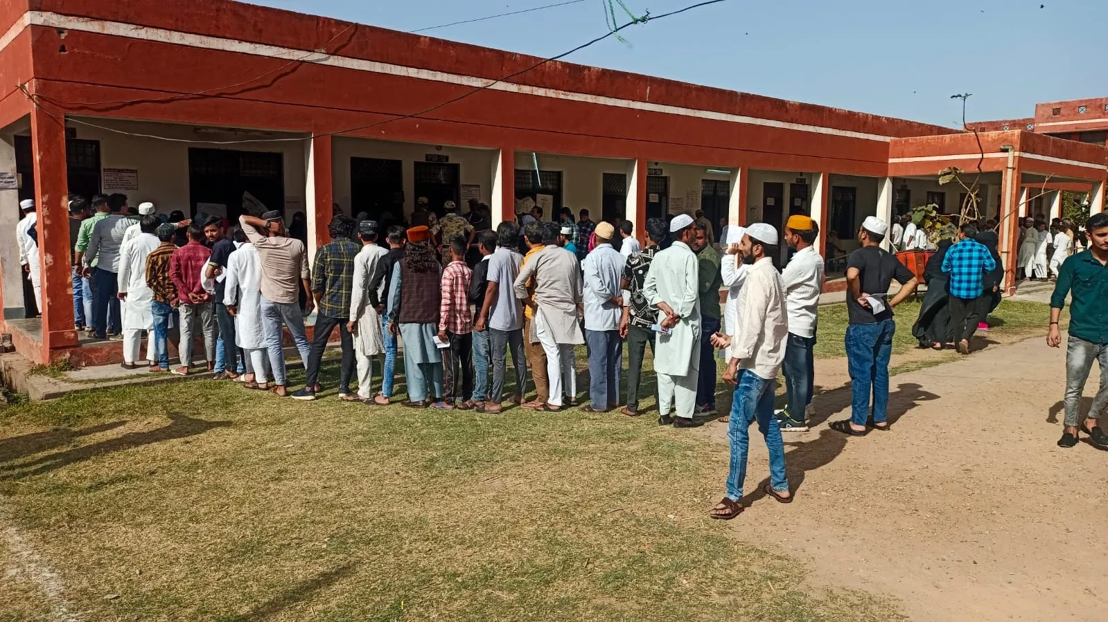 बढ़ी मतदान की रफ्तार