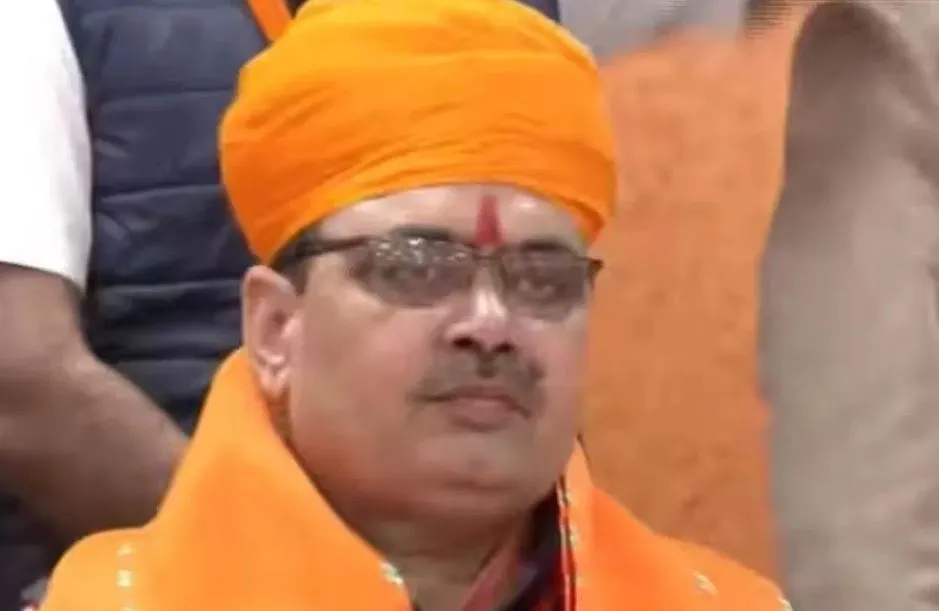 सीएम भजनलाल ने की पुष्कर में पवित्र सरोवर की पूजा-अर्चना 