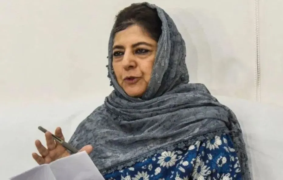 महबूबा मुफ्ती का आरोप, चुनाव से पहले दक्षिण कश्मीर में युवाओं को किया जा रहा गिरफ्तार