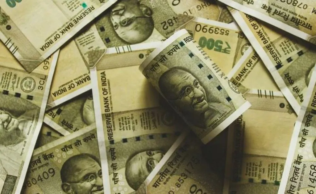 बदायूं: यात्रियों को बैठाने में नहीं दिखाई रुचि, 35 परिचालकों का कटा मानदेय