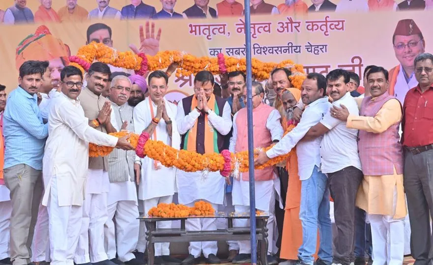 पीलीभीत: सपा में काम करता था वसूली गैंग, योगी राज में गुंडे- माफिया जेल में बंद या कहीं और...- सीएम धामी