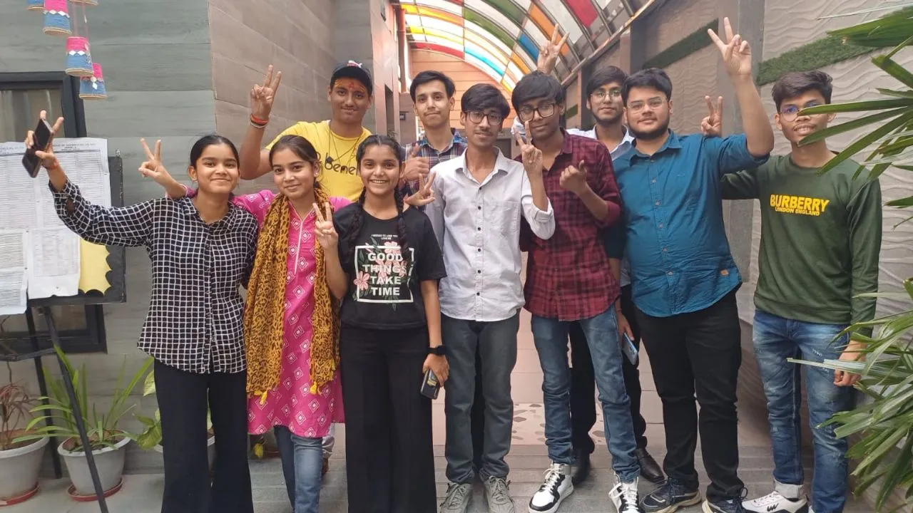 रिजल्ट 12