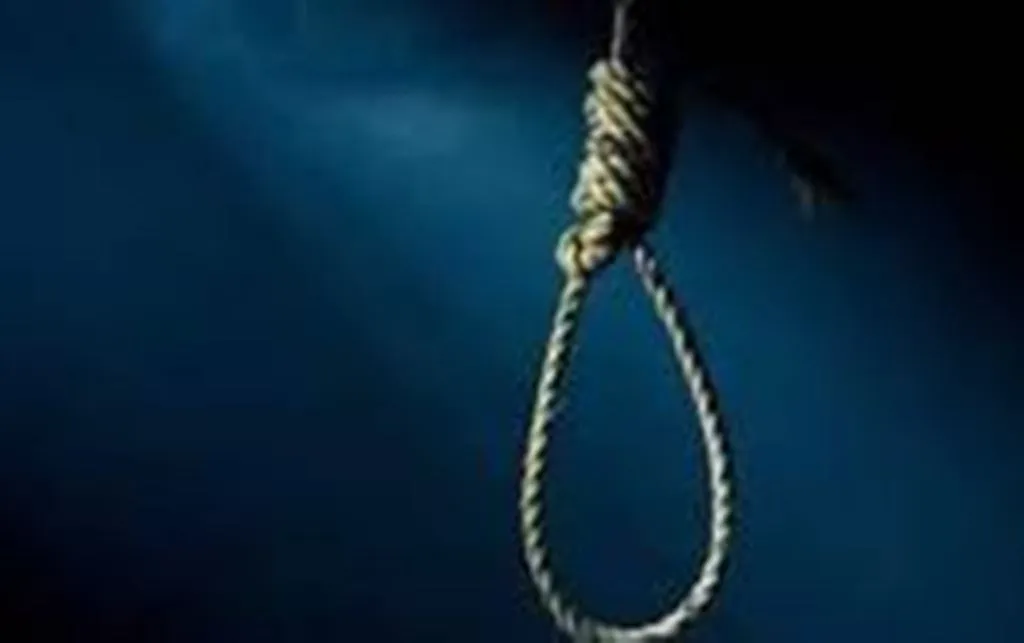 बदायूं: फंदे पर लटका मिला महिला का शव, मायका पक्ष ने लगाया हत्या का आरोप