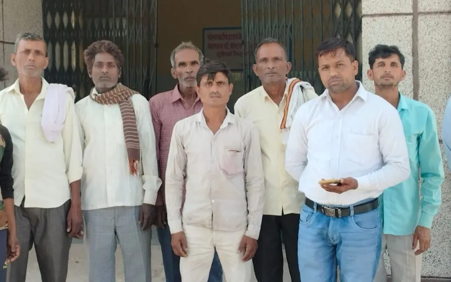 बदायूं: लोडर वाहन की टक्कर से राजमार्ग पर पलटा डनलप, छात्रा की मौत...पांच घायल