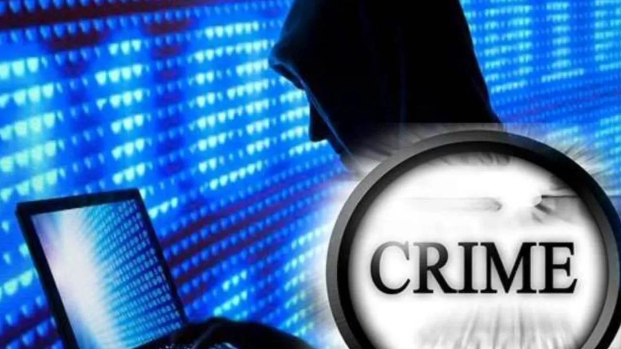 Kanpur: 'बेटा दुष्कर्म में फंस गया है, बचाना चाहते हैं तो खाते में रुपये भेजिए'...पुलिसकर्मी बनकर साइबर ठग ने लूटे इतने लाख... 