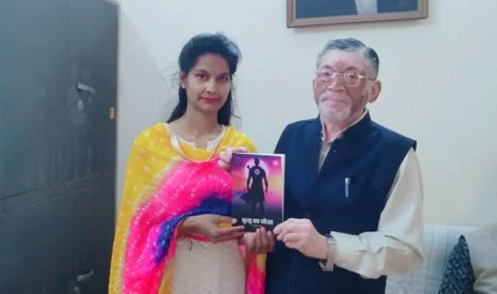 Bareilly News: मृत्युंजय की कहानी यशकीर्ति की जुबानी, 'मृत्यु का योद्धा' का विमोचन