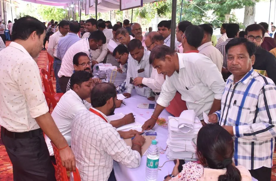 Bareilly News: दूसरे चरण के प्रशिक्षण में पहले दिन 59 कार्मिक गैर हाजिर, नोटिस जारी
